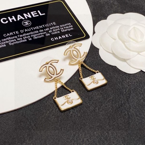 この夏を迎える人気新作 2024SS イヤリング CHANEL シャネル この夏を迎える人気新作 2024SS イヤリング CHANEL シャネル