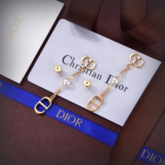 雑誌掲載新作春夏入荷 2024SS イヤリング DIOR ディオール