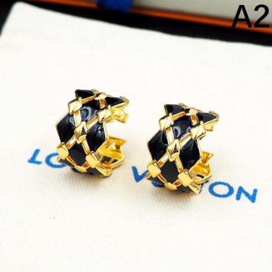 抜群な新鮮度 2024SS イヤリング LOUIS VUITTON ルイヴィトン 抜群な新鮮度 2024SS イヤリング LOUIS VUITTON ルイヴィトン