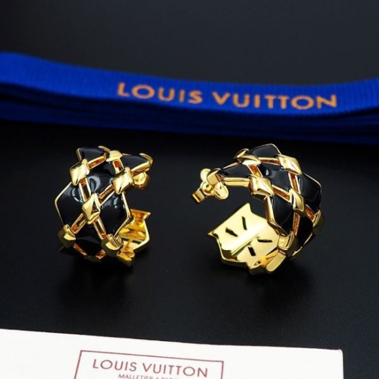抜群な新鮮度 2024SS イヤリング LOUIS VUITTON ルイヴィトン 抜群な新鮮度 2024SS イヤリング LOUIS VUITTON ルイヴィトン