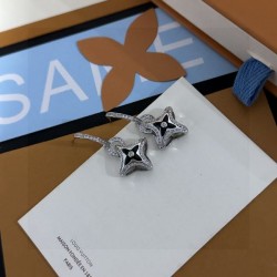 大人でお上品 2024SS イヤリング LOUIS VUITTON ルイヴィトン