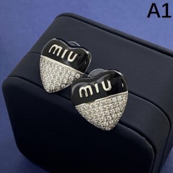 超大特価大人気 2024SS イヤリング MIU MIU ミュウミュウ