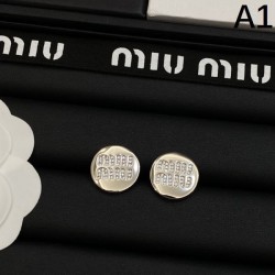 貴重なアイテム 2024SS イヤリング MIU MIU ミュウミュウ