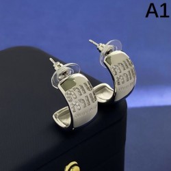 限定版プリント 2024SS イヤリング MIU MIU ミュウミュウ