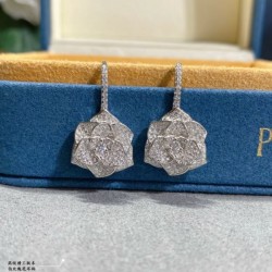 カジュアルめなコーデ 2024SS イヤリング PIAGET ピアジェ