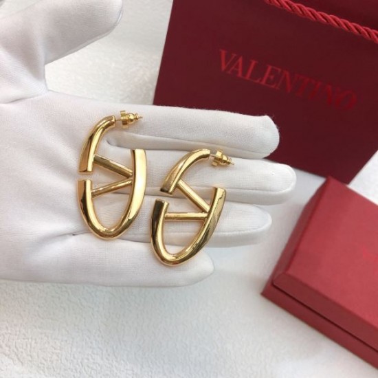 目が離せない 2024SS イヤリング VALENTINO ヴァレンティノ 