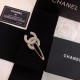 普段使いに最適の大人スタイル 2024SS 髪飾り CHANEL シャネル 普段使いに最適の大人スタイル 2024SS 髪飾り CHANEL シャネル