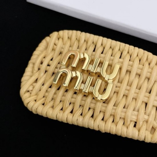 安定感のある夏新作 2024SS 髪飾り MIU MIU ミュウミュウ