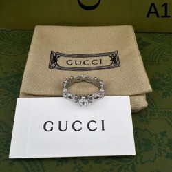 最新先取りおしゃれなロゴ入り 2024SS リング GUCCI グッチ