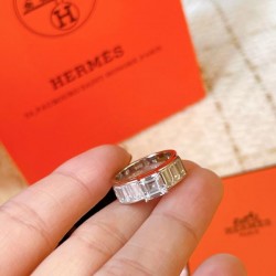 新しい姿を演出できる夏季新作 2024SS リング HERMES エルメス