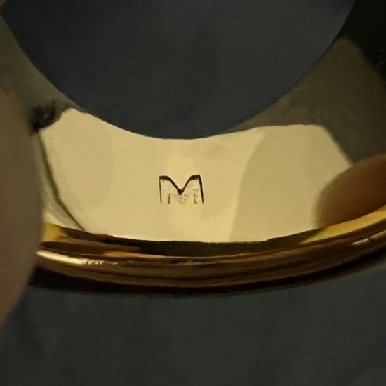 季節を問わず活躍し 2024SS リング YSL イヴ サンローラン 季節を問わず活躍し 2024SS リング YSL イヴ サンローラン