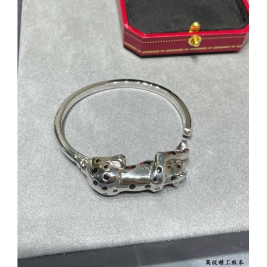 自分らしいスタイリング 2024SS ブレスレット BVLGARI ブルガリ 自分らしいスタイリング 2024SS ブレスレット BVLGARI ブルガリ