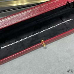 春夏限定色や海外限定 2024SS ブレスレット CARTIER カルティエ 