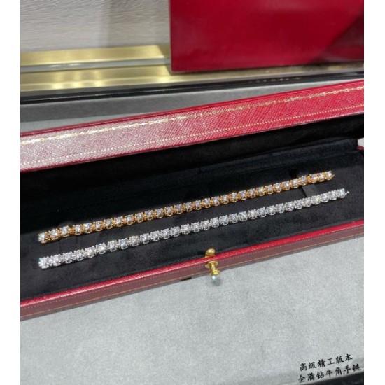 半歩先をゆくオシャレ 2024SS ブレスレット CARTIER カルティエ 半歩先をゆくオシャレ 2024SS ブレスレット CARTIER カルティエ