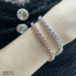 飽きのこないデザイン 2024SS ブレスレット CARTIER カルティエ 