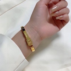 大人の雰囲気たっぷり 2024SS ブレスレット CARTIER カルティエ 