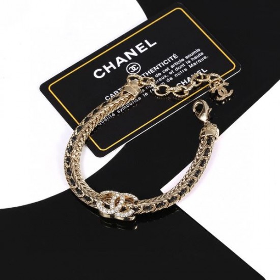 流行の注目ブランド 2024SS ブレスレット CHANEL シャネル 流行の注目ブランド 2024SS ブレスレット CHANEL シャネル