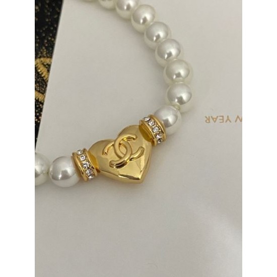 存在感絶大スタイル 2024SS ブレスレット CHANEL シャネル 存在感絶大スタイル 2024SS ブレスレット CHANEL シャネル