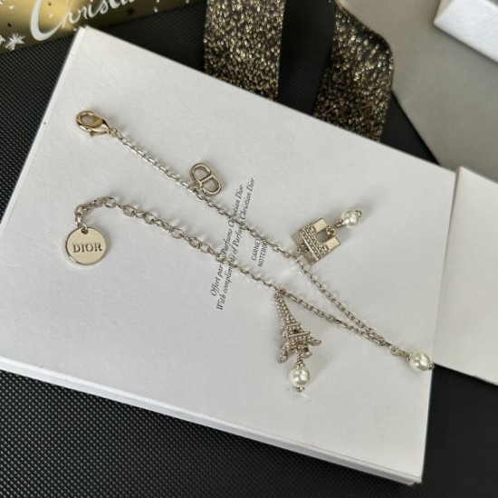 この春夏注目すべき 2024SS ブレスレット DIOR ディオール この春夏注目すべき 2024SS ブレスレット DIOR ディオール