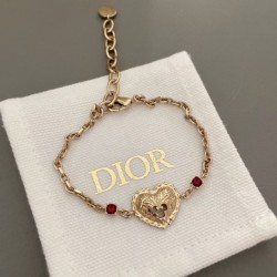 夏気分を盛り上げる 2024SS ブレスレット DIOR ディオール