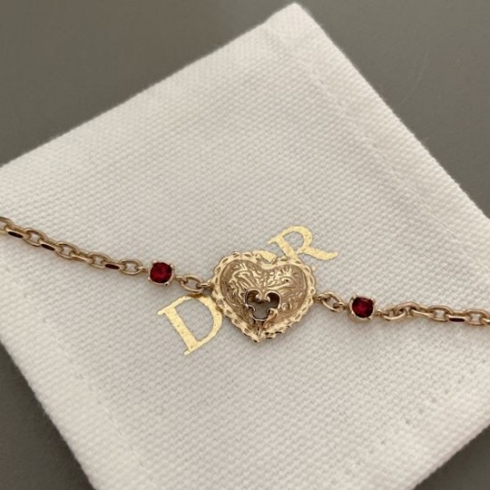 夏気分を盛り上げる 2024SS ブレスレット DIOR ディオール 夏気分を盛り上げる 2024SS ブレスレット DIOR ディオール