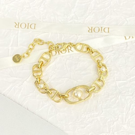 春夏も引き続き注目 2024SS ブレスレット DIOR ディオール