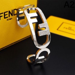 限定発売の夏季新作 2024SS ブレスレット FENDI フェンデイ