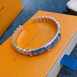 流行中アイテム 2024SS ブレスレット LOUIS VUITTON ルイヴィトン