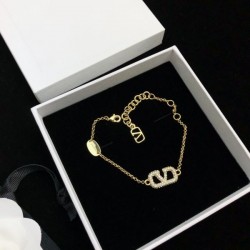 今年の夏季本命 2024SS ブレスレット VALENTINO ヴァレンティノ