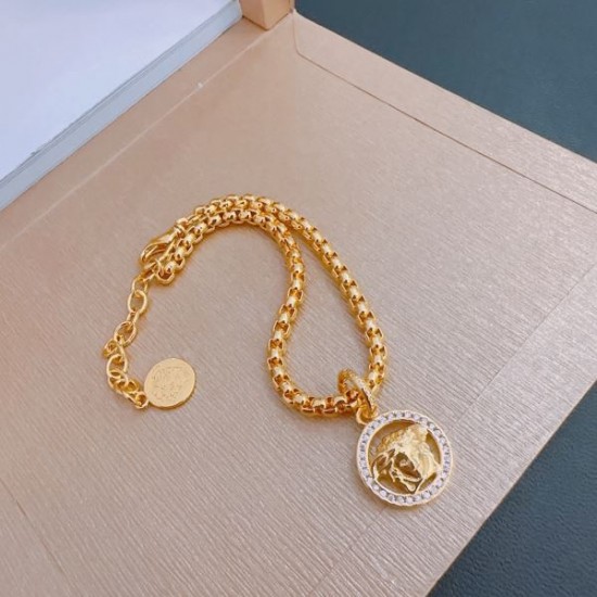 長時間持続可能 2024SS ブレスレット VERSACE ヴェルサーチェ 長時間持続可能 2024SS ブレスレット VERSACE ヴェルサーチェ