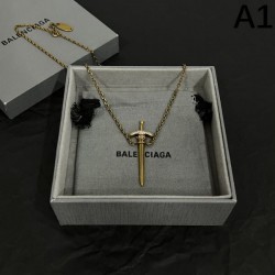春夏も引き続き注目 2024SS ネックレス BALENCIAGA バレンシアガ