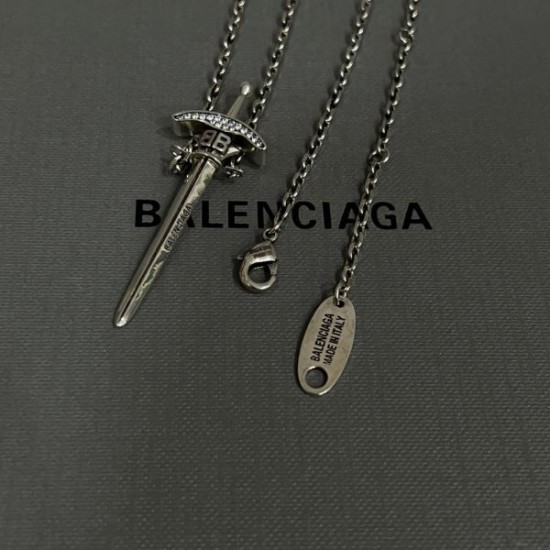 春夏も引き続き注目 2024SS ネックレス BALENCIAGA バレンシアガ 春夏も引き続き注目 2024SS ネックレス BALENCIAGA バレンシアガ