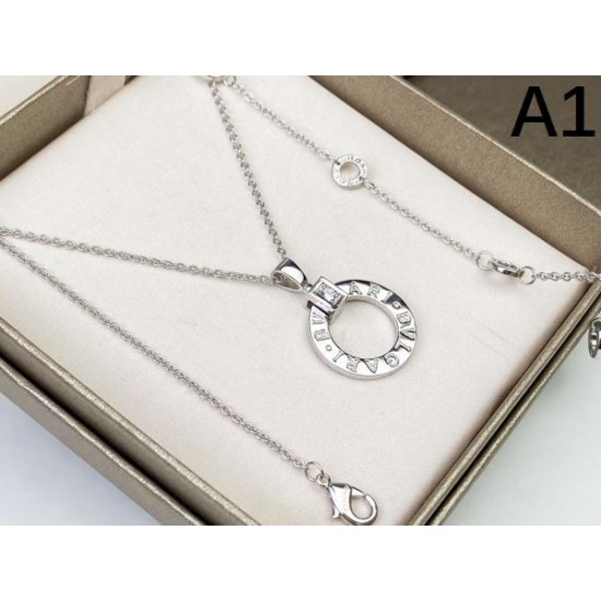 夏に向けて使えるスタイル 2024SS ネックレス BVLGARI ブルガリ 夏に向けて使えるスタイル 2024SS ネックレス BVLGARI ブルガリ