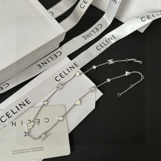 雑誌も街も人気アイテム 2024SS ネックレス CELINE セリーヌ 雑誌も街も人気アイテム 2024SS ネックレス CELINE セリーヌ