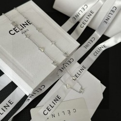 雑誌も街も人気アイテム 2024SS ネックレス CELINE セリーヌ