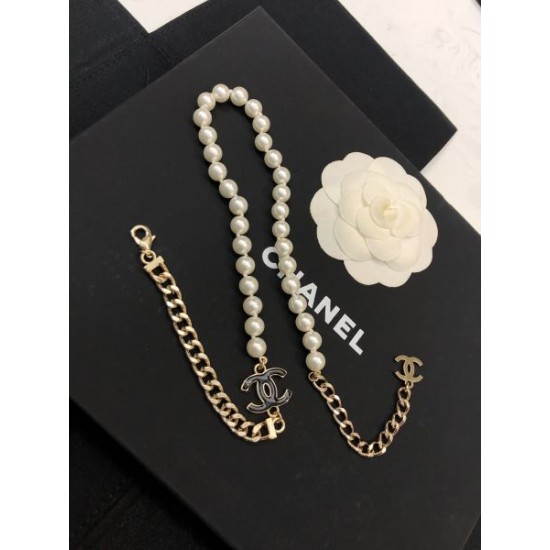 オシャレに圧倒的な人気の 2024SS ネックレス CHANEL シャネル オシャレに圧倒的な人気の 2024SS ネックレス CHANEL シャネル