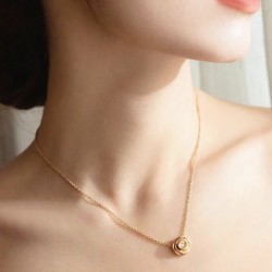 上品なカジュアルコーデに 2024SS ネックレス DIOR ディオール
