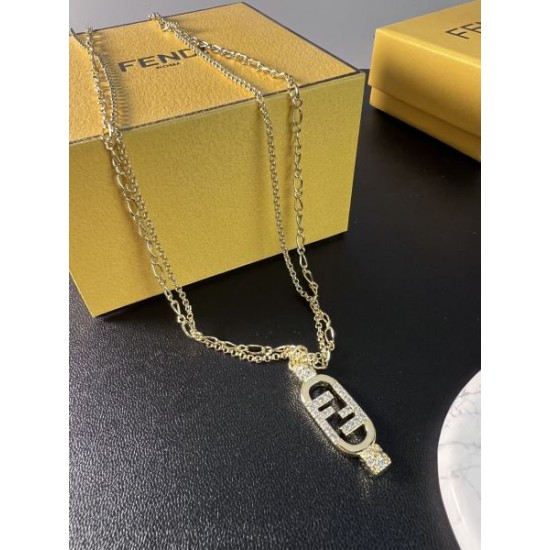 この夏は目を引くスタイル 2024SS ネックレス FENDI フェンデイ