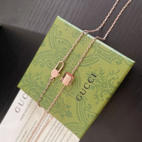 国内完売の入手困難アイテム 2024SS ネックレス GUCCI グッチ 国内完売の入手困難アイテム 2024SS ネックレス GUCCI グッチ