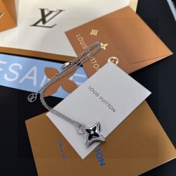 今シーズン新作 2024SS ネックレス LOUIS VUITTON ルイヴィトン
