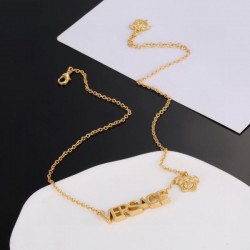 この春夏注目すべき 2024SS ネックレス VERSACE ヴェルサーチェ