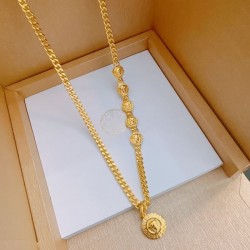 夏気分を盛り上げる 2024SS ネックレス VERSACE ヴェルサーチェ