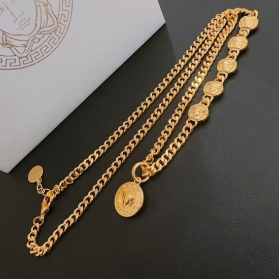夏気分を盛り上げる 2024SS ネックレス VERSACE ヴェルサーチェ 夏気分を盛り上げる 2024SS ネックレス VERSACE ヴェルサーチェ