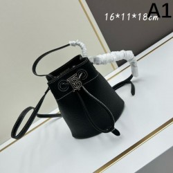 春夏の必需アイテム 2024SS トートバッグ BURBERRY バーバリー