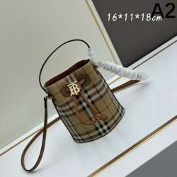 春夏の必需アイテム 2024SS トートバッグ BURBERRY バーバリー
