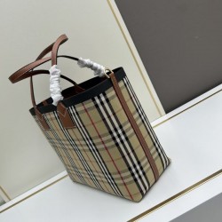 夏気分を盛り上げる 2024SS トートバッグ BURBERRY バーバリー