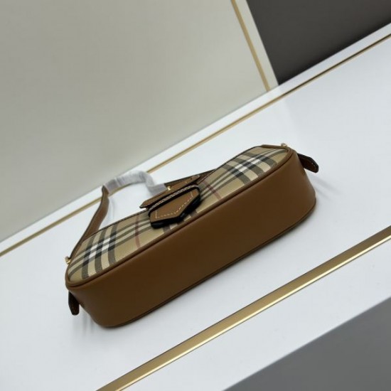 春夏の流行アイテム 2024SS トートバッグ BURBERRY バーバリー 春夏の流行アイテム 2024SS トートバッグ BURBERRY バーバリー