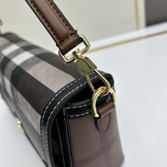 この夏に入れるべき 2024SS トートバッグ BURBERRY バーバリー この夏に入れるべき 2024SS トートバッグ BURBERRY バーバリー