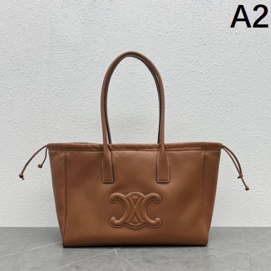 夏に向けて使えるスタイル 2024SS トートバッグ CELINE セリーヌ 夏に向けて使えるスタイル 2024SS トートバッグ CELINE セリーヌ