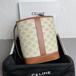 この夏は目を引くスタイル 2024SS トートバッグ CELINE セリーヌ